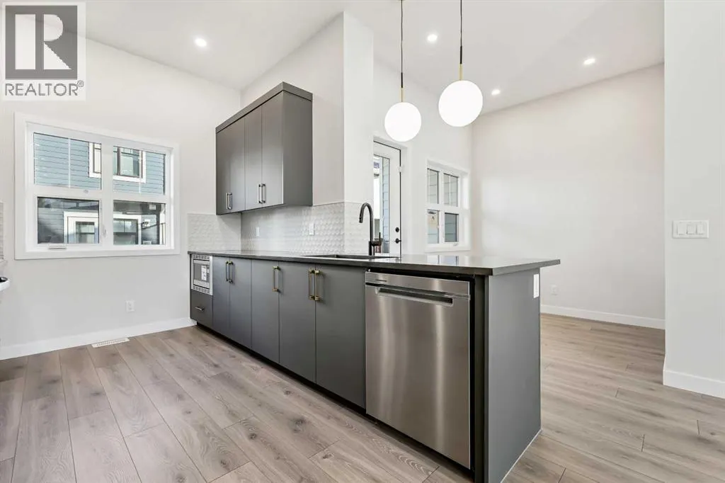 502, 185 Mahogany Gardens SE