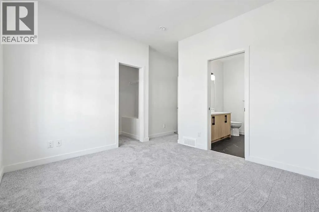 157 Mahogany Gardens SE