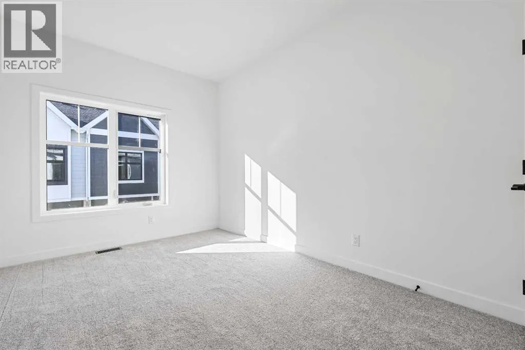 157 Mahogany Gardens SE