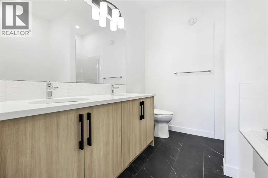 157 Mahogany Gardens SE