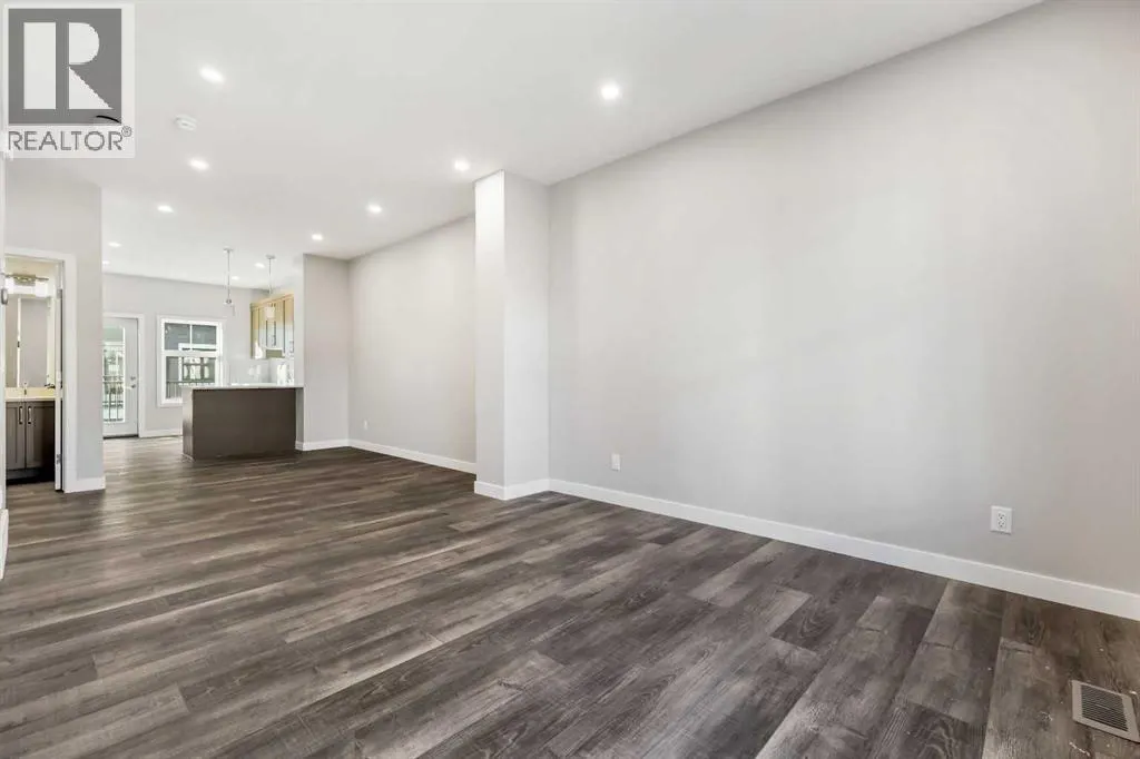 153 Mahogany Gardens SE