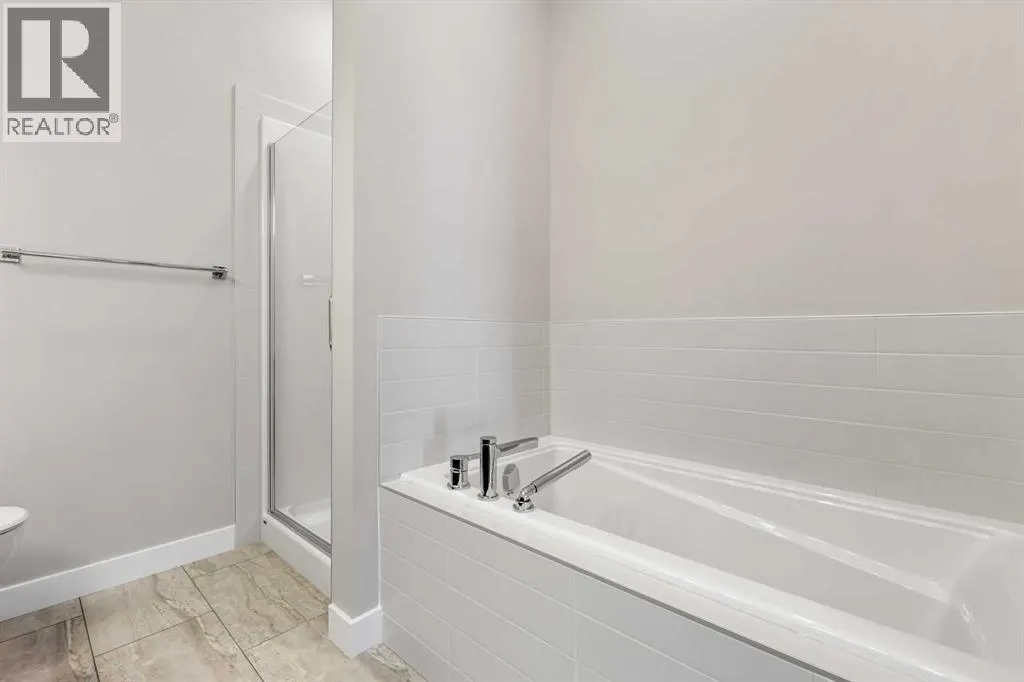 153 Mahogany Gardens SE