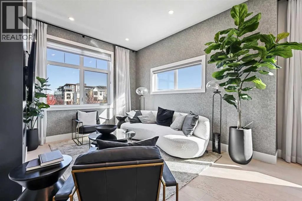 113, 595 Mahogany Road SE