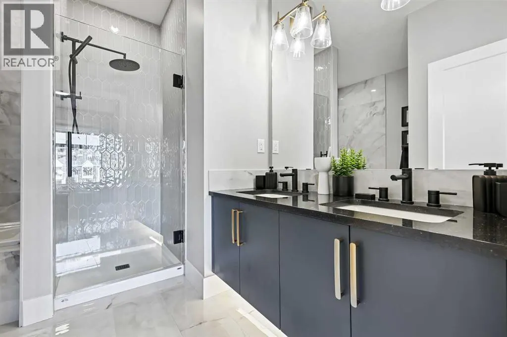 113, 595 Mahogany Road SE