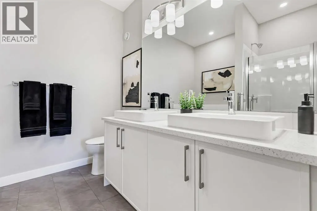 402, 185 Mahogany Gardens SE