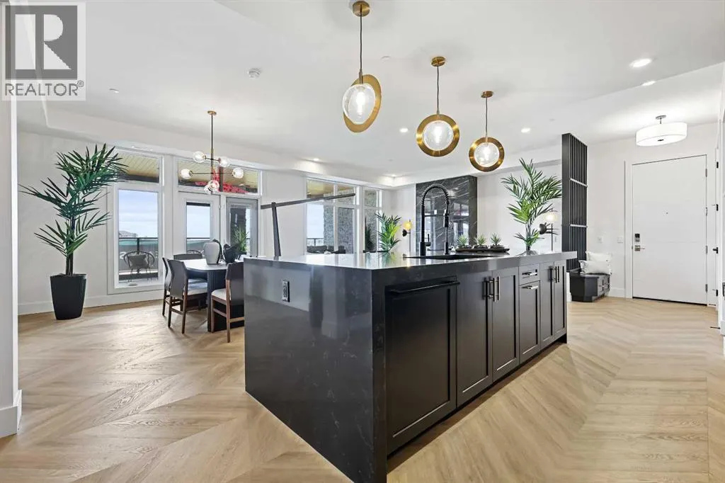 201, 130 Marina Cove SE