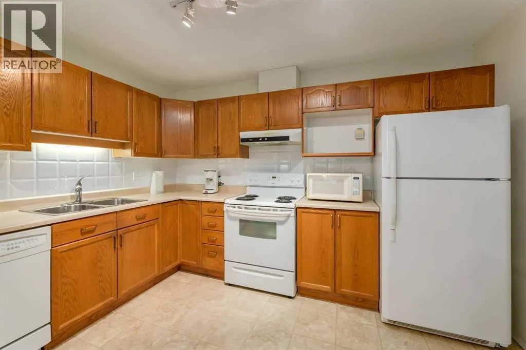 3204, 3204 Sienna Park Green SW