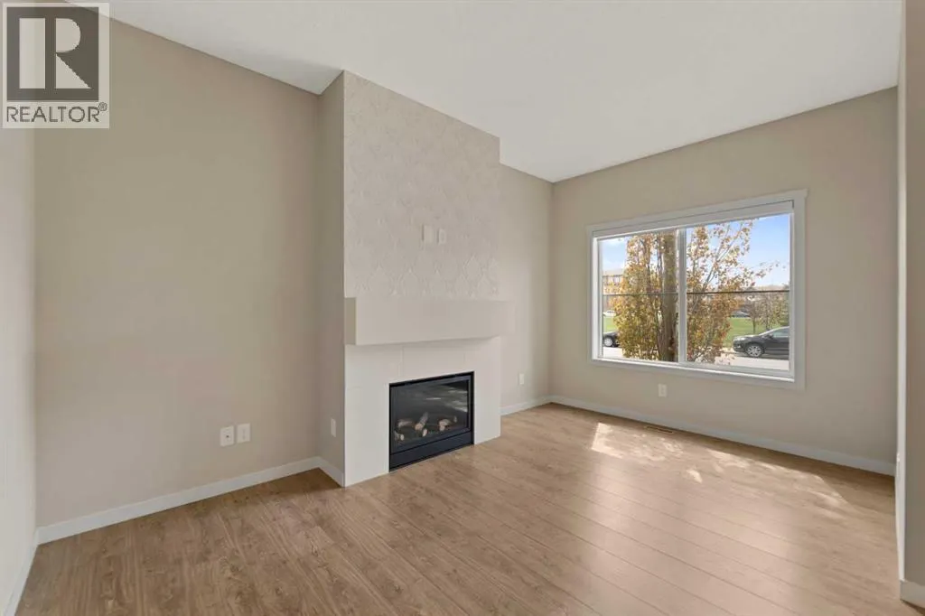 81 Copperpond Landing SE