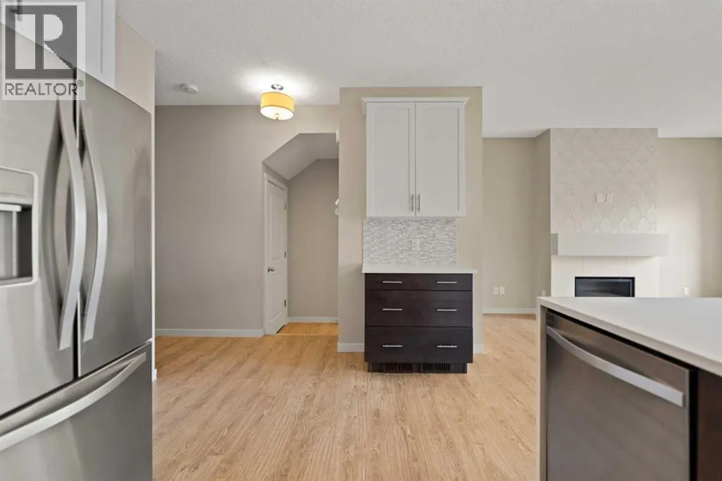 81 Copperpond Landing SE