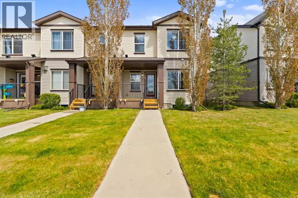 81 Copperpond Landing SE