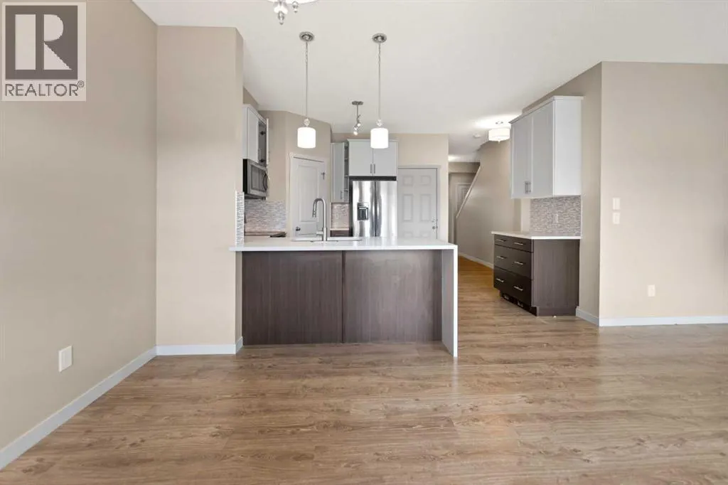81 Copperpond Landing SE