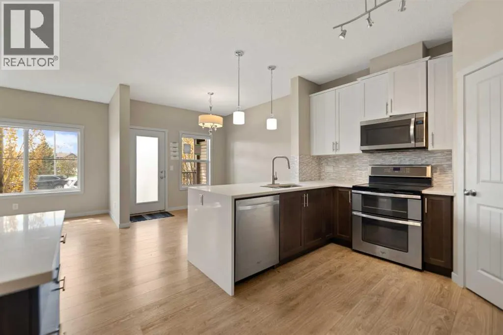 81 Copperpond Landing SE