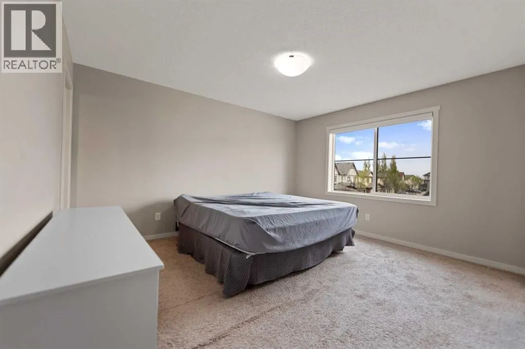 81 Copperpond Landing SE