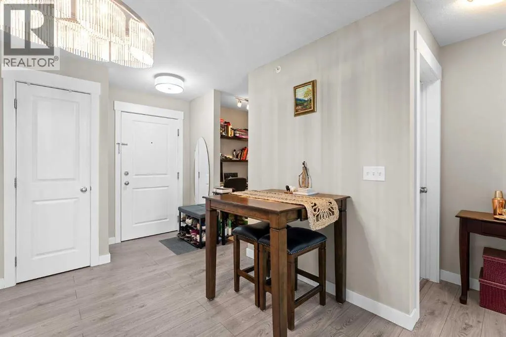 3407, 11 Mahogany Row SE