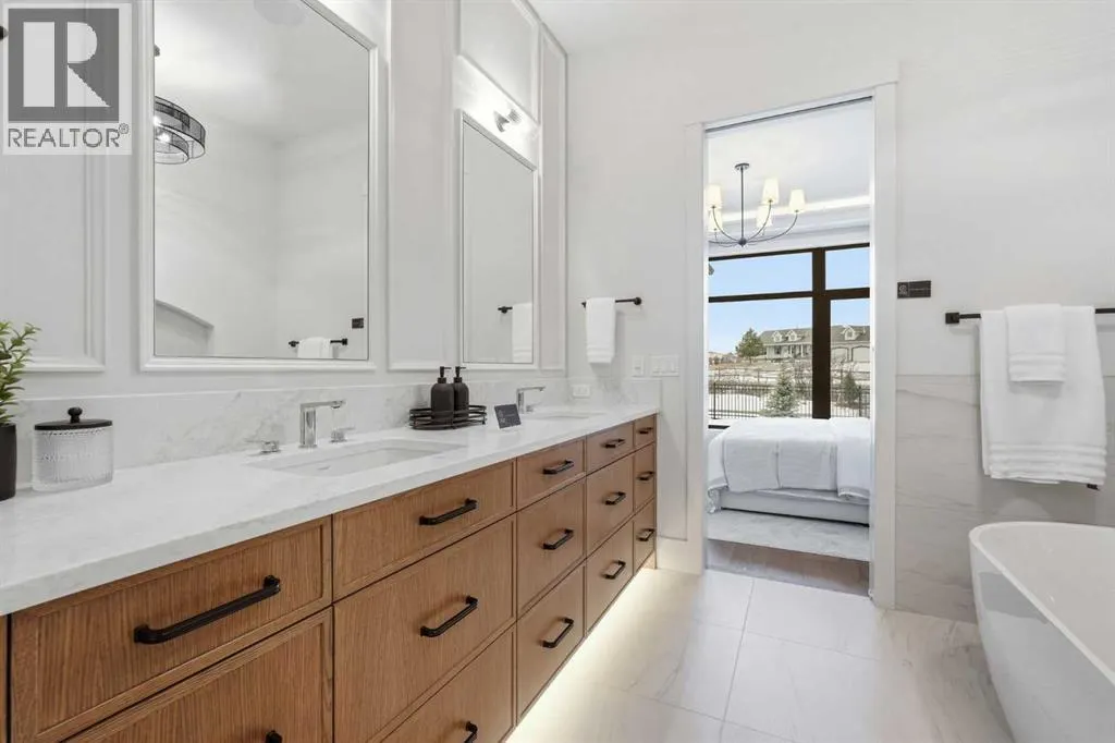 745 Serenity Bend