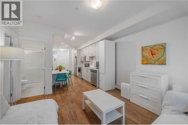 2211, 215 Legacy Boulevard SE