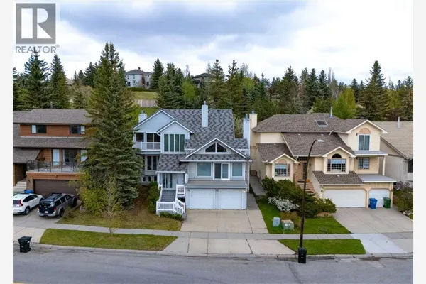 164 Hawksbrow Drive NW