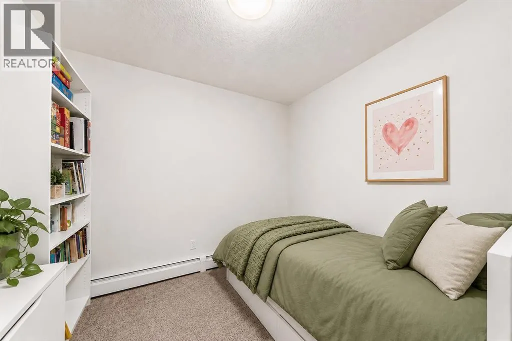 426, 25 Auburn Meadows Avenue SE