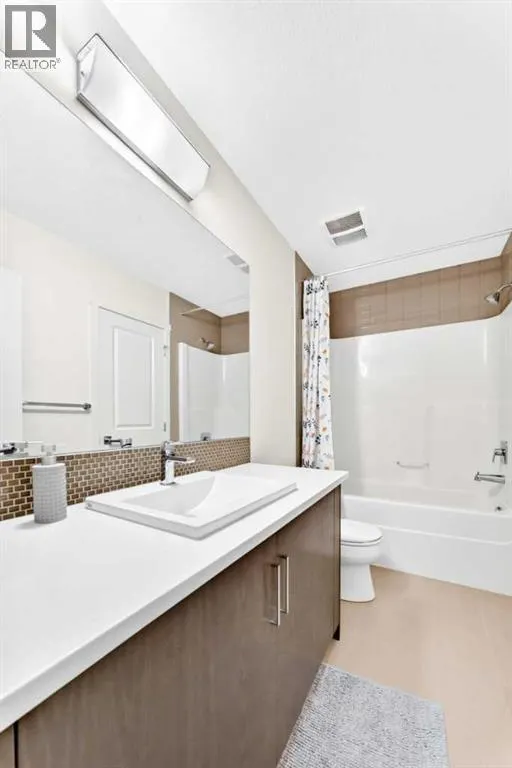 426, 25 Auburn Meadows Avenue SE