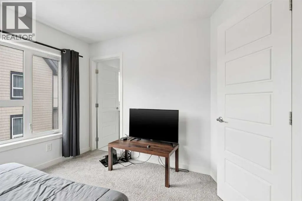 403, 850 Belmont Drive SW