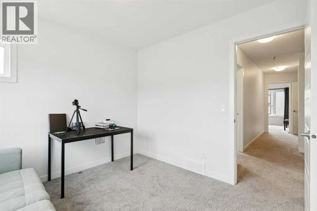 403, 850 Belmont Drive SW
