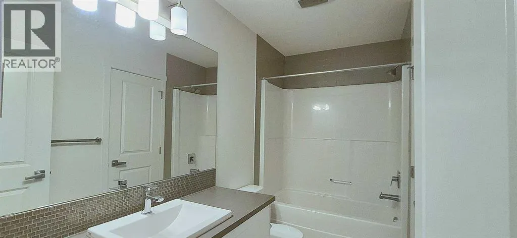 226, 25 AUBURN MEADOWS Avenue SE
