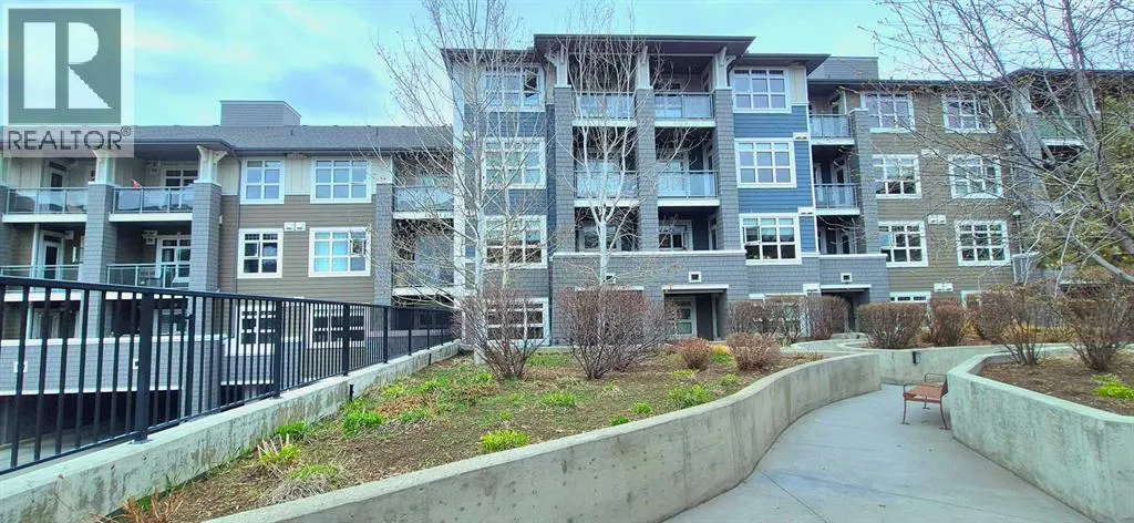 226, 25 AUBURN MEADOWS Avenue SE