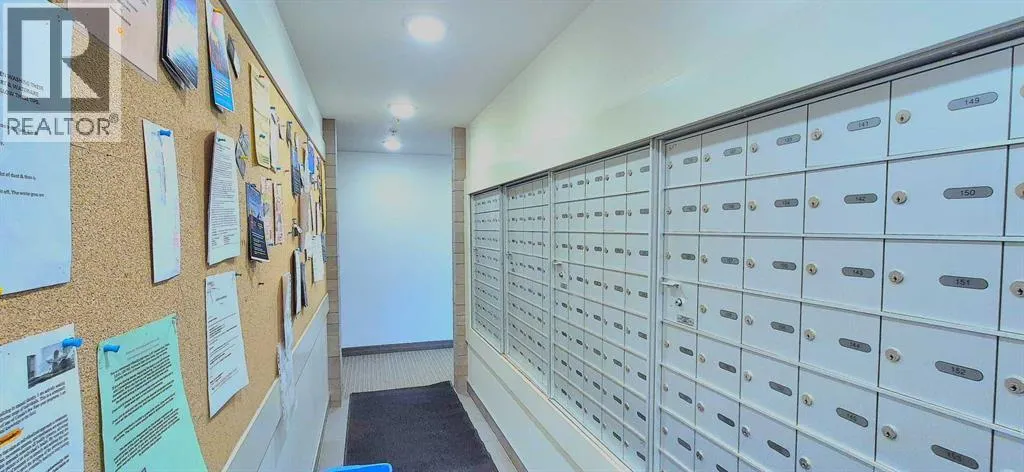 226, 25 AUBURN MEADOWS Avenue SE