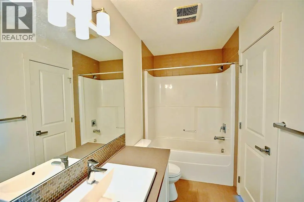 226, 25 AUBURN MEADOWS Avenue SE