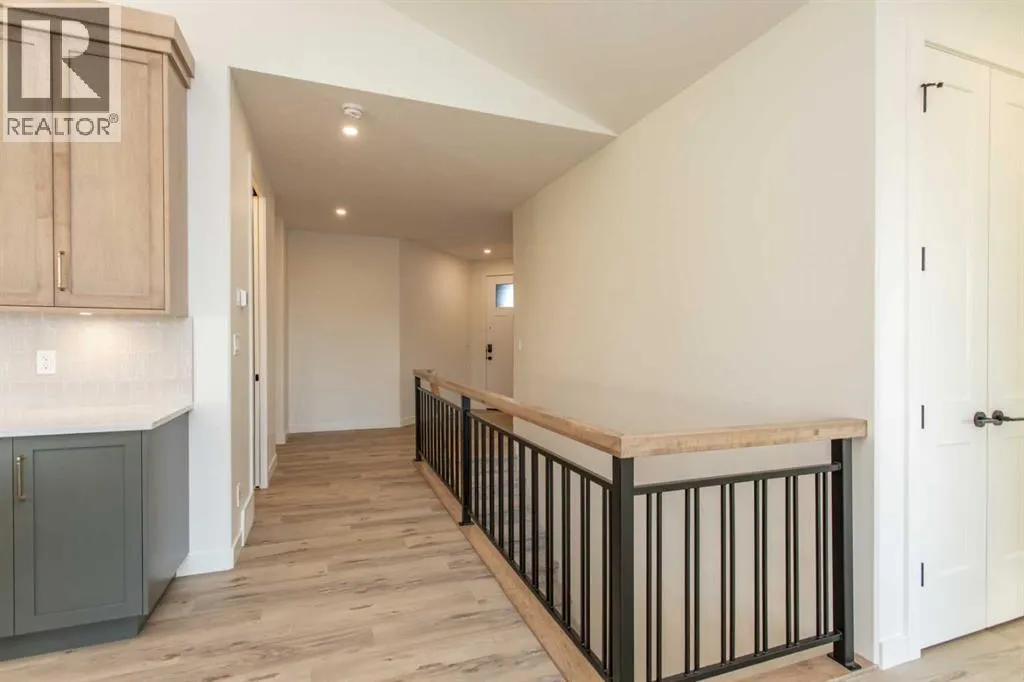 20 Emmett Crescent