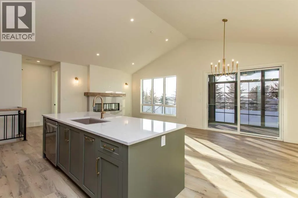 20 Emmett Crescent