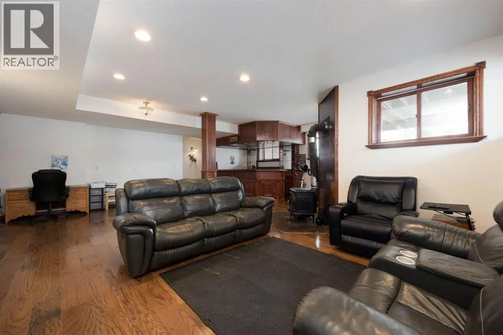 200 Weiss Drive