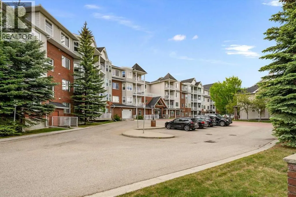 219, 8 Prestwick Pond Terrace SE