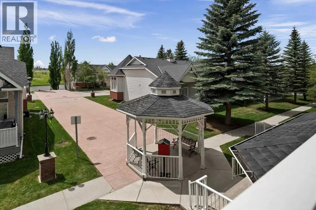 219, 8 Prestwick Pond Terrace SE