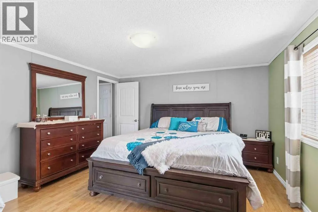 344 Grey Crescent