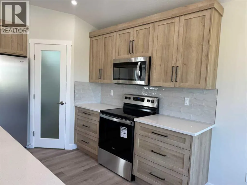 52 Emmett Crescent