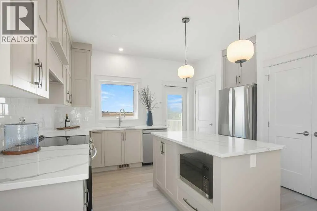 4 Emmett Crescent