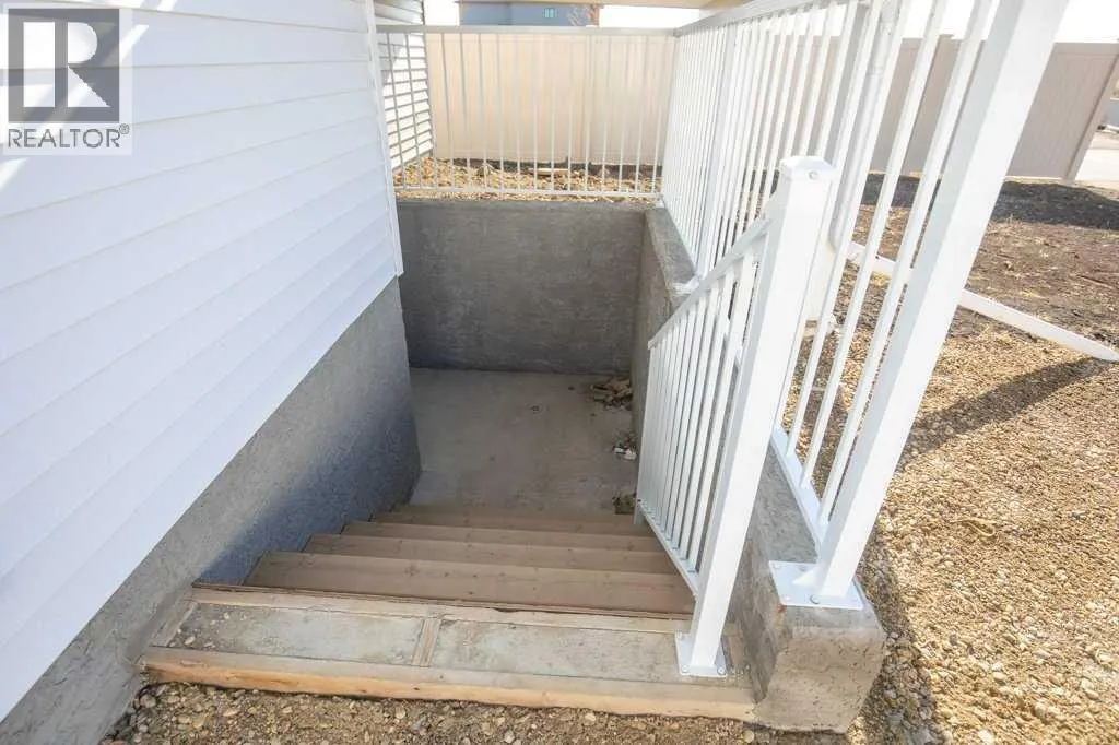 4 Emmett Crescent