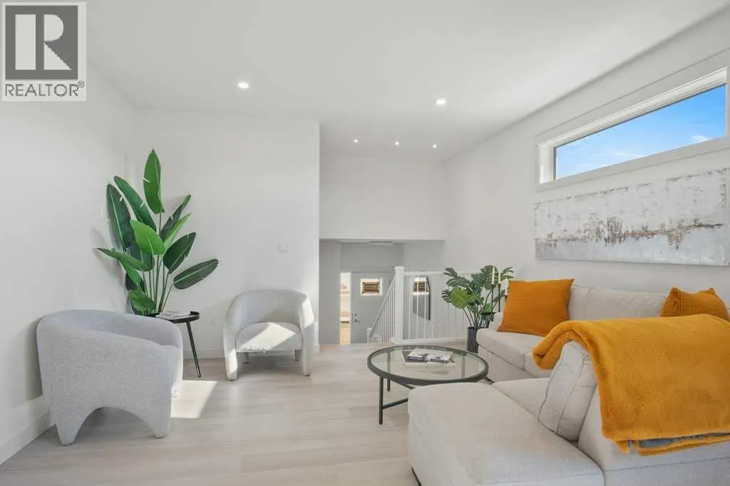 4 Emmett Crescent