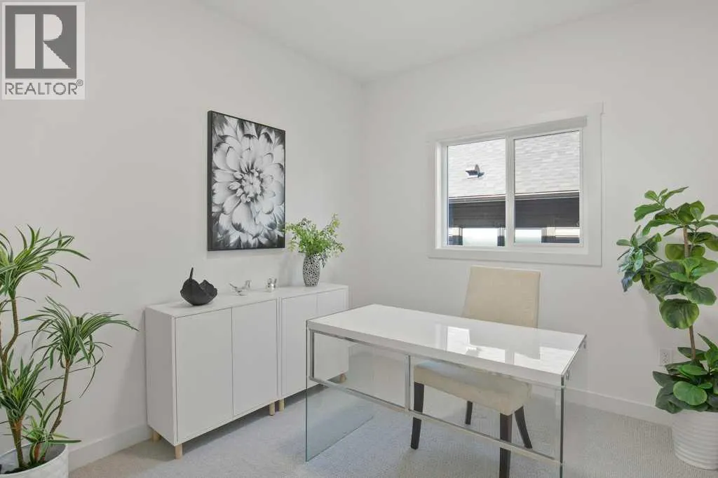 4 Emmett Crescent