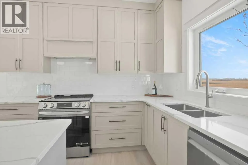 4 Emmett Crescent
