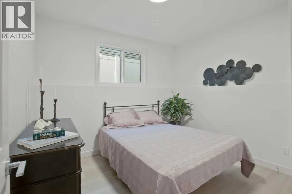 4 Emmett Crescent