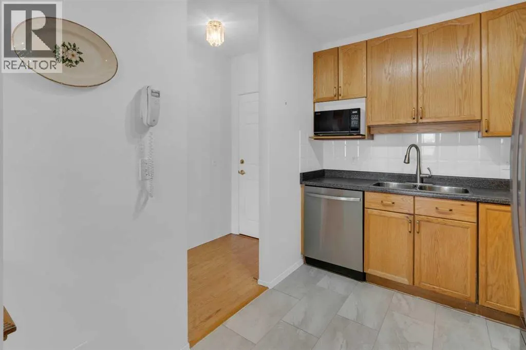 3115, 3115 Sienna Park Green SW