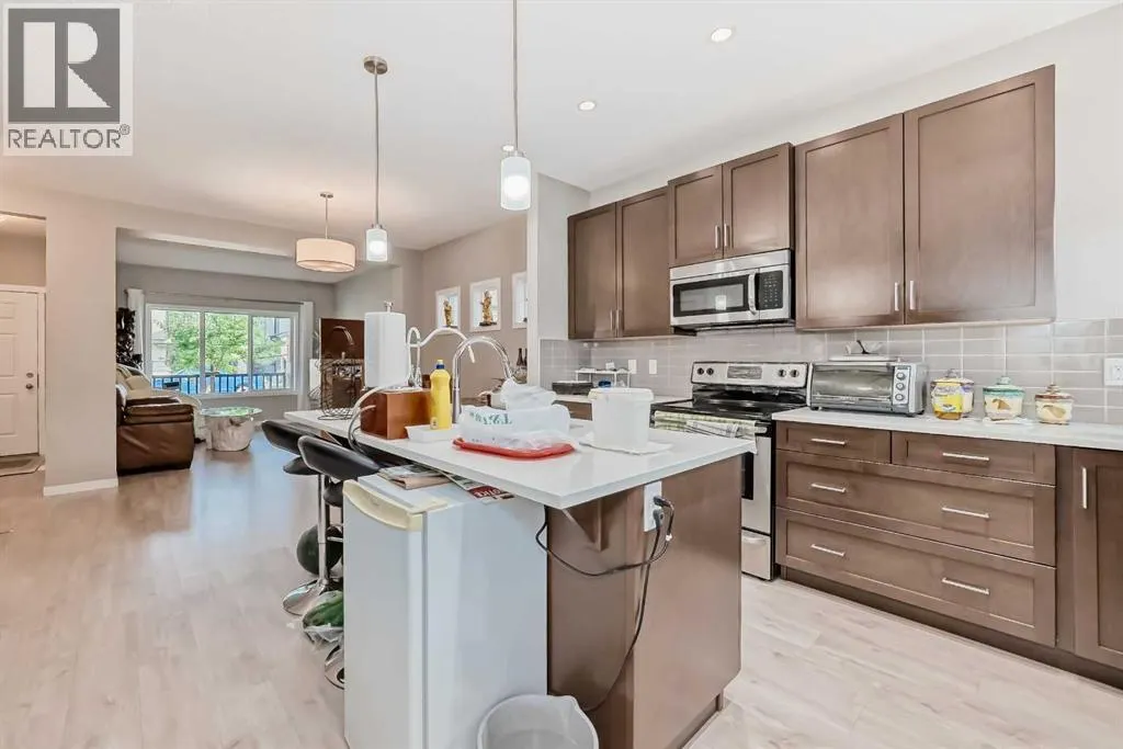 9 Copperpond Avenue SE