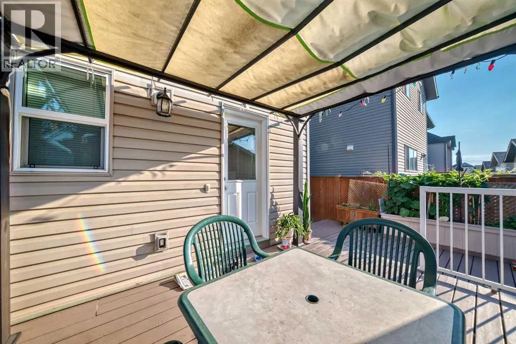 9 Copperpond Avenue SE
