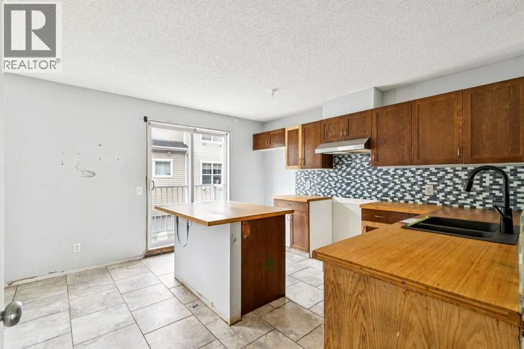 76 Elgin Gardens SE
