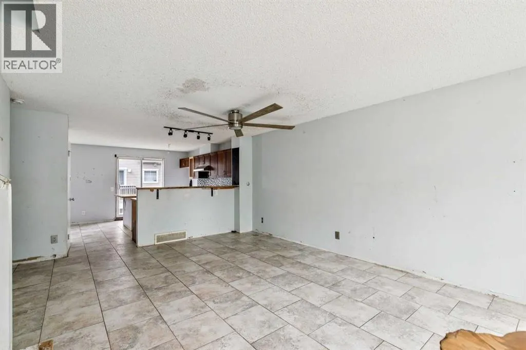 76 Elgin Gardens SE