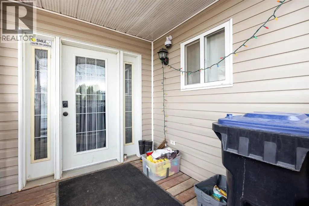 216 Grenfell Crescent