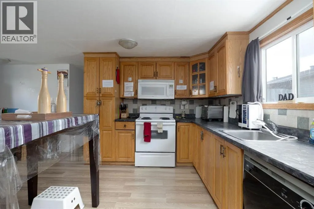 216 Grenfell Crescent