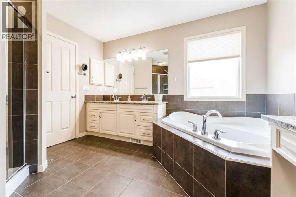 292 Auburn Bay Drive SE